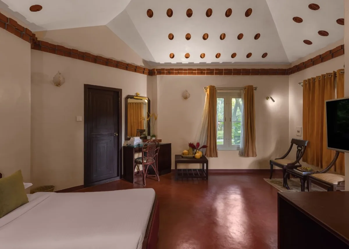 Спальня и зона отдыха в Classic Villa