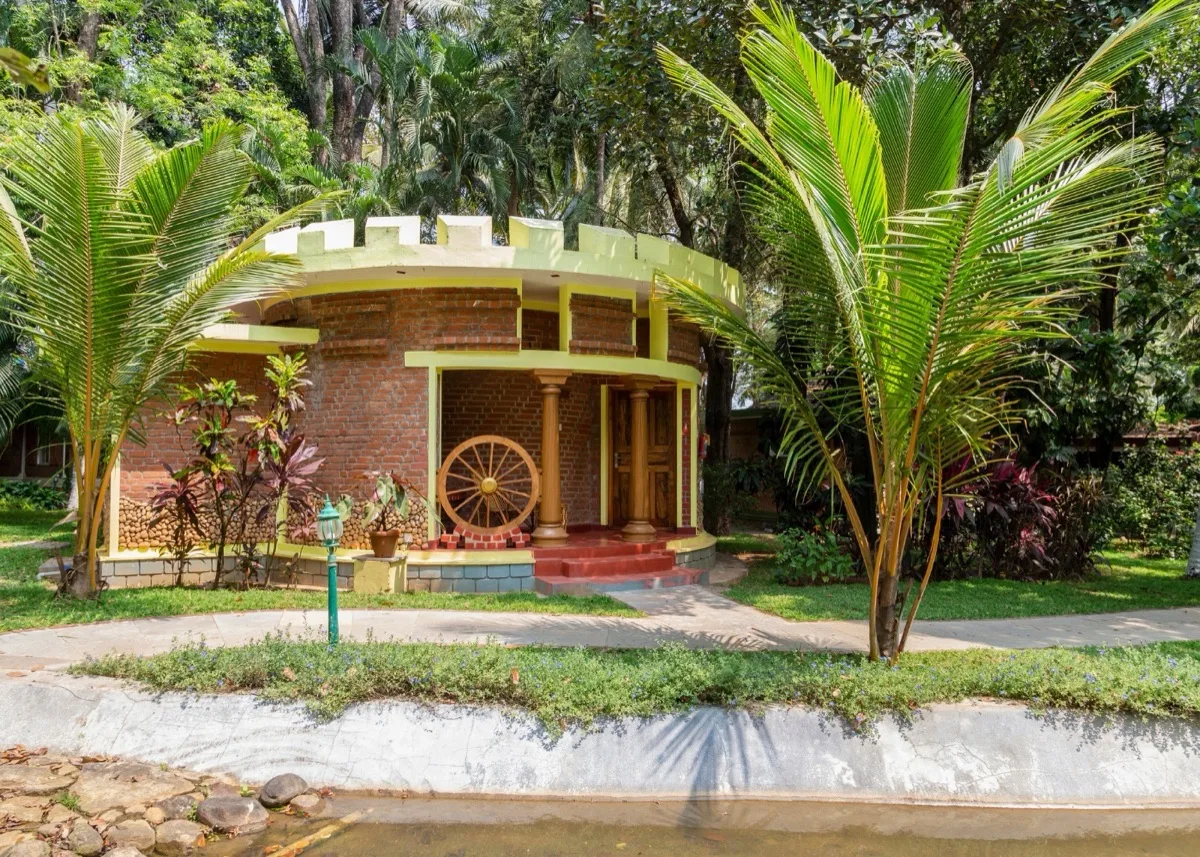 Ronde Deluxe Villa naast het tuinkanaal