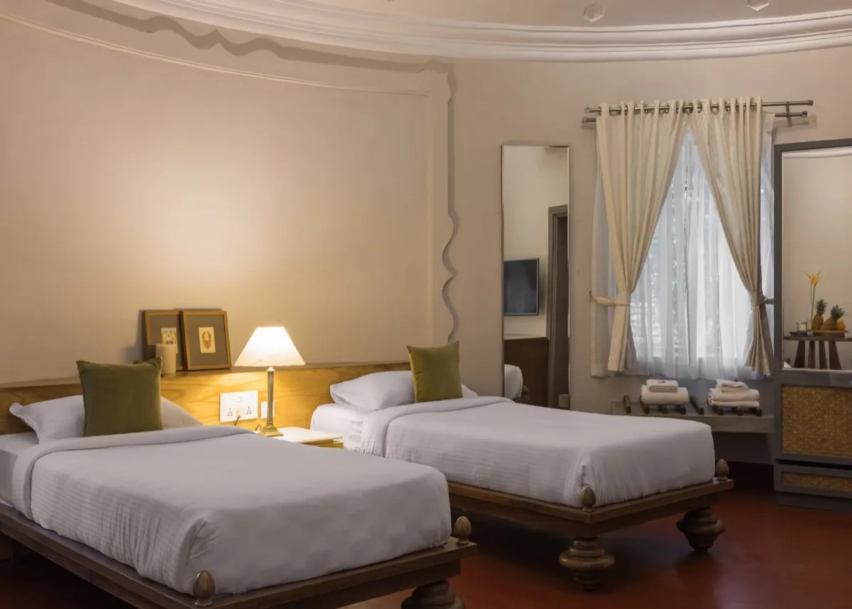 سريران منفصلان في غرفة نوم داخل Royal Villa
